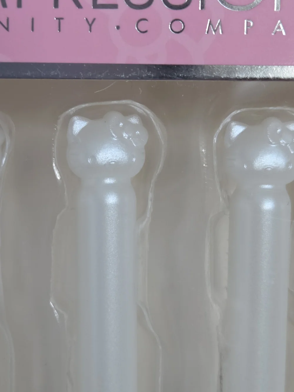 Impressions Hello Kitty Kawaii Icon 6-Piece Makeup Brush Set - Pink & White